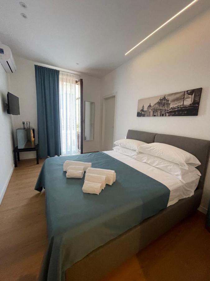 Civicocento Charming Rooms Catania Ngoại thất bức ảnh